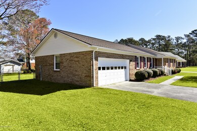 209 Columbia Dr, Jacksonville, NC 28546 - photo 2