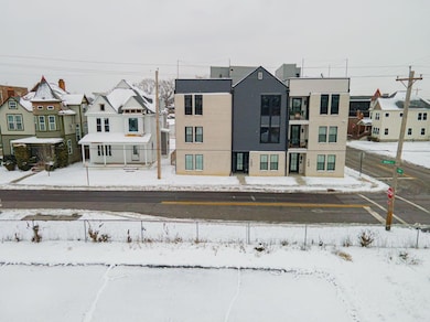 1258 Oak St, Columbus, OH 43205 - photo 6