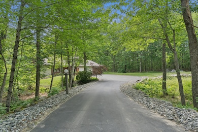 18 Woldbrook Drive
