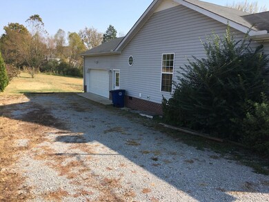 104 Red Oak Ct, Shelbyville, TN 37160 - photo 4