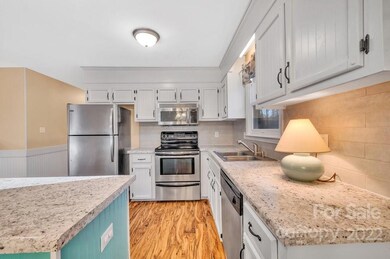 4925 Greenwood Dr, Gastonia, NC 28052 - photo 3