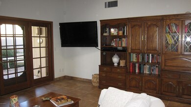 Family Room 3