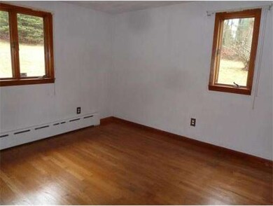 91 High St, Palmer, MA 01069 - photo 5