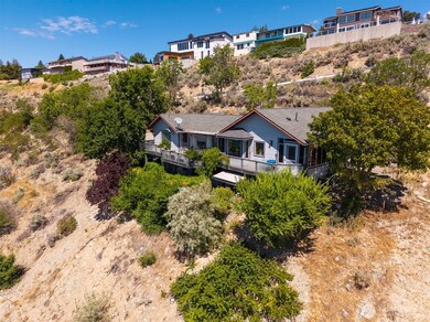 916 No See Um Rd, Chelan, WA 98816 - photo 3