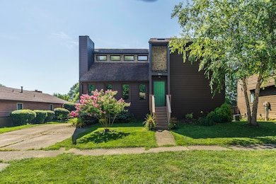 404 Groves Point Way, Lexington, KY 40517 - photo 2