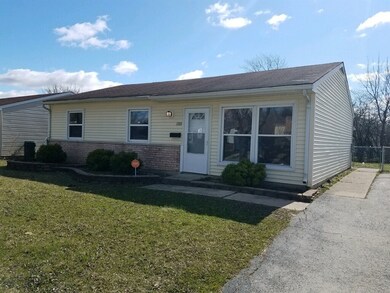 17211 Peach Grove Ln, Hazel Crest, IL 60429 - photo 4