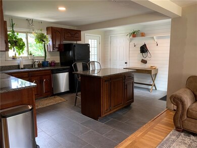 14 Continental Rd, Greenville, RI 02828 - photo 3