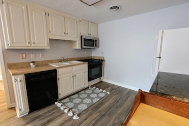 06 kitchen