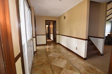 206 S Farr Ave, Andrews, SC 29510 - photo 3