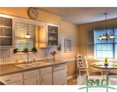 Kitchen. Large kitchen with Breakfast Area
