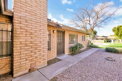 002-6409 S Kenneth Pl001