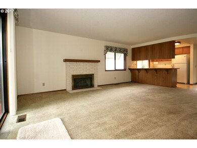Living Room/Dining Room
