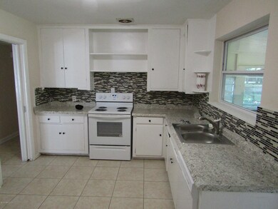 3746 Cambay Place, Jacksonville, FL 32210 - photo 5