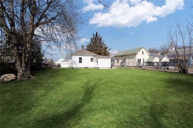 9 Nestor St, West Warwick, RI 02893 - photo 2