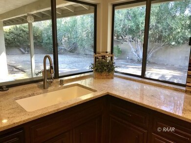 Kitchen Sink /Windows