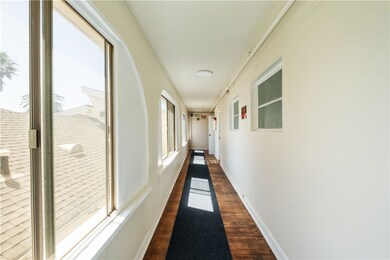 30 Dudley Ave unit 18, Los Angeles, CA 90291 - photo 4