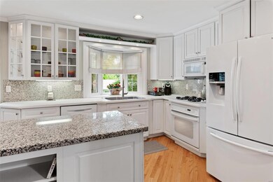 Appliances include a gas cooktop!  Love the bay wi