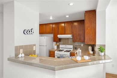 7330 Quill Dr unit 56, Downey, CA 90242 - photo 3