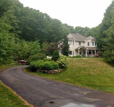 7 Sarah Way, Newton, NH 03858 - photo 2