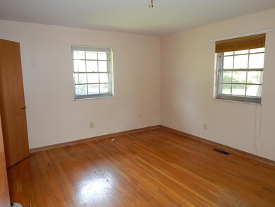 2878 Briggston Ave, Columbus, OH 43204 - photo 3