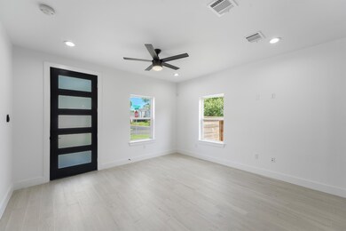 2415 Ferguson Way, Houston, TX 77088 - photo 7