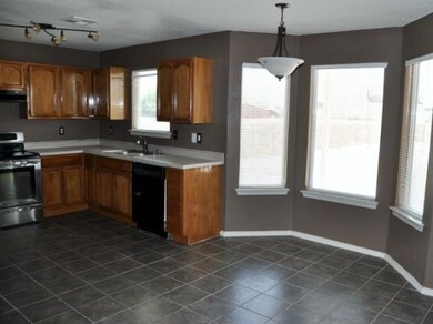 14028 Warren Belin Dr, El Paso, TX 79928 - photo 6
