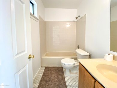 25 Farragut Square, Freehold, NJ 07728 - photo 3