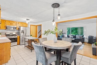 73 Athens Dr, Lowell, MA 01854 - photo 4