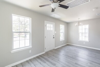 3212 Cortlandt St, Houston, TX 77018 - photo 5