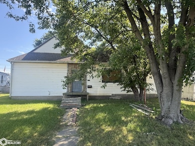 1707 S 18th St, Centerville, IA 52544 - photo 2