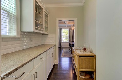 Butler's Pantry