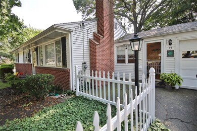 95 Fir Glade Dr, Warwick, RI 02886 - photo 2