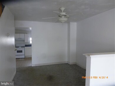 727 Center St, New Castle, DE 19720 - photo 3