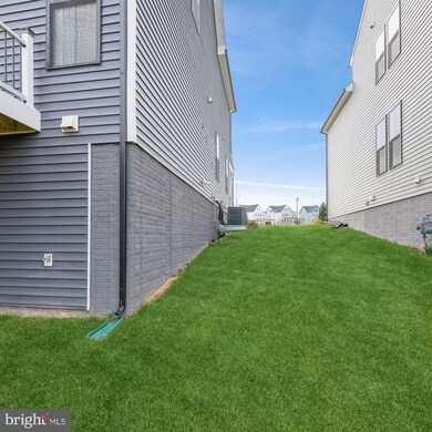 25532 Byrnes Crossing Dr, South Riding, VA 20152 - photo 2