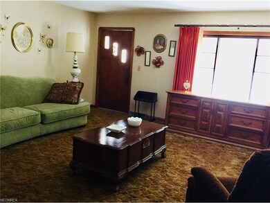 5381 Ridgewood St, Lorain, OH 44055 - photo 4