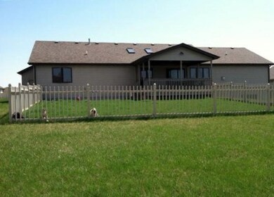 9100 Drake Dr, Saint John, IN 46373 - photo 6