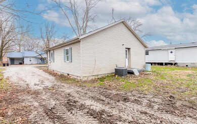 66 North St, Austin, IN 47102 - photo 5