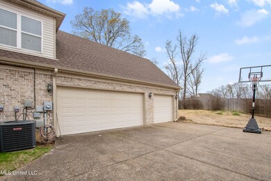 3 Car Garage