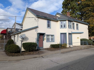 71 Grove St, Rutland, VT 05701 - photo 4