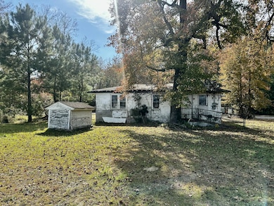 952 Gausetown Rd, Kingstree, SC 29556 - photo 4