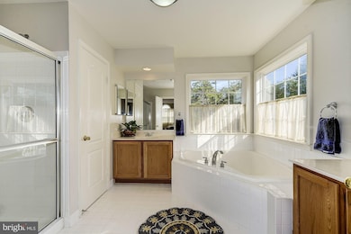 8212 Red Gate Ct, Bowie, MD 20715 - photo 4