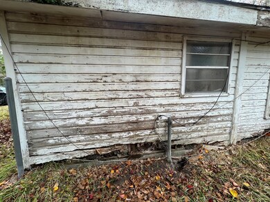 Exterior Right