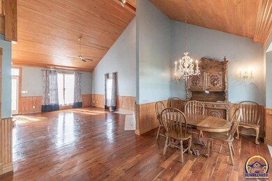 2848 SW Indian Hills Rd, Topeka, KS 66614 - photo 3