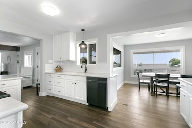 910 Gromore Rd, Yakima, WA 98908 - photo 7