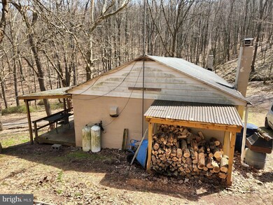 64 Stauffer Ln, Auburn, PA 17922 - photo 4