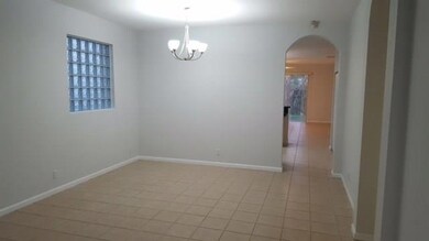 1107 Center Stone Ln, Riviera Beach, FL 33404 - photo 4