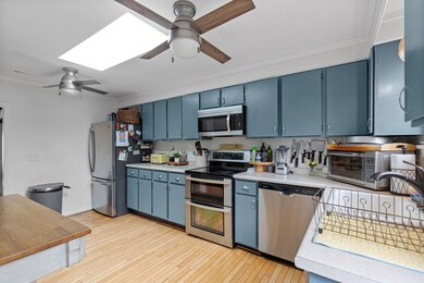 358 W Elm St, Pembroke, MA 02359 - photo 5