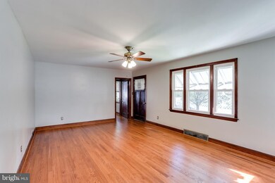 126 Carvel Beach Rd, Carvel Beach, MD 21226 - photo 3