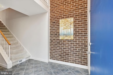 1432 Greenmont Ct, Reston, VA 20190 - photo 7