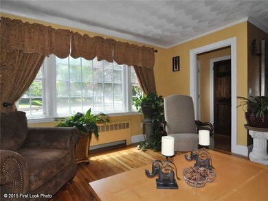 240 Gentian Ave, Providence, RI 02908 - photo 6